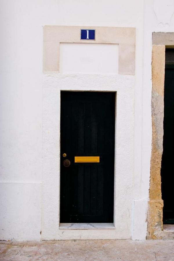 Pequeno Hostel Lisbon Exterior photo